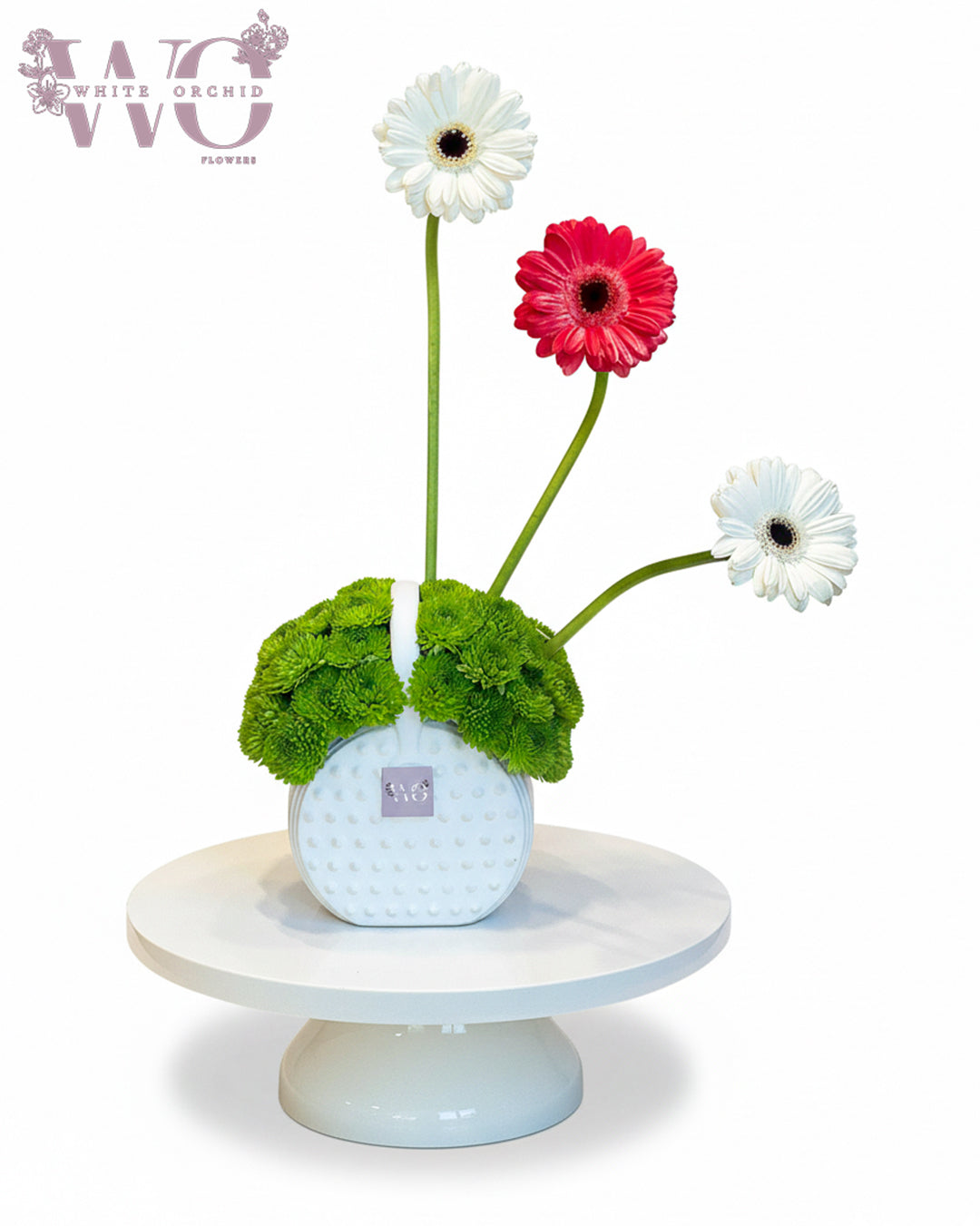 Natural UAE Union Day flower bouquet by White Orchid Flowers – national day floral design with delivery across all UAE.