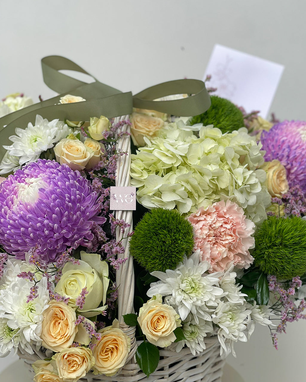 Mixed Flower Basket – White Orchid Flowers