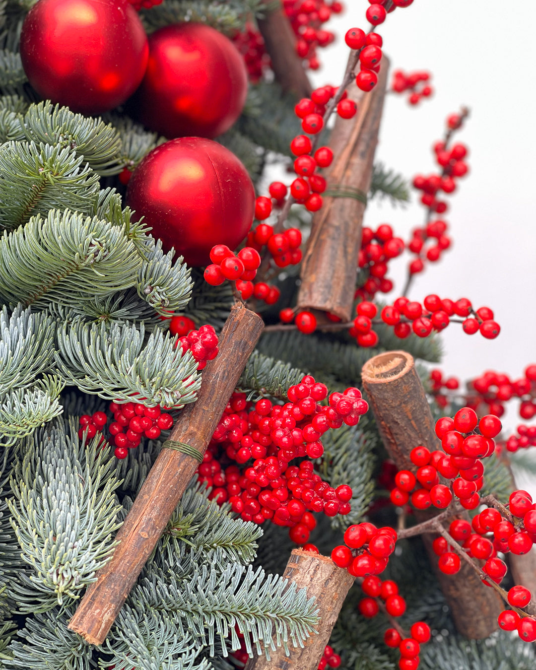 Christmas Tree | Elegant Holiday Decoration by White Orchid Flowers UAE