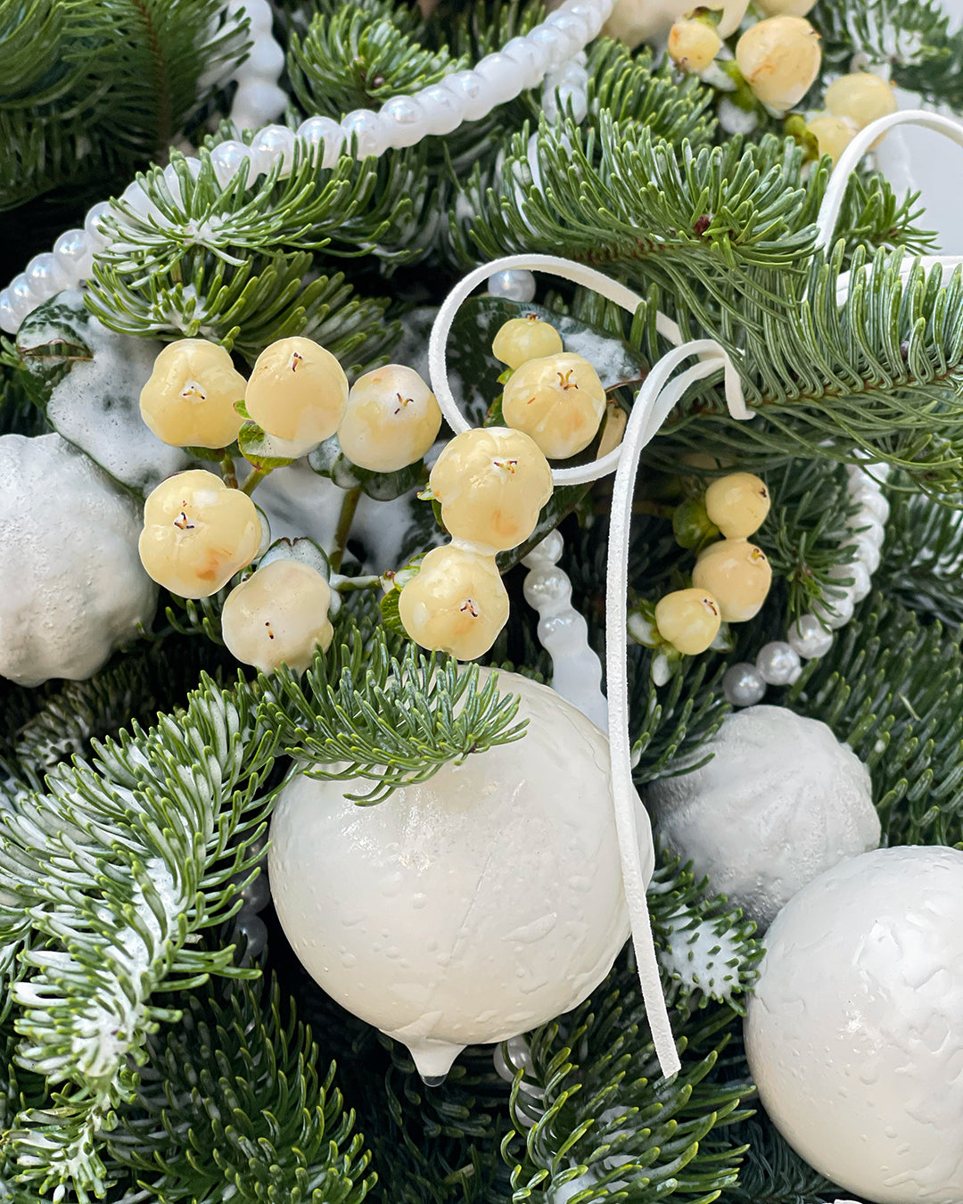 Christmas Tree – White Orchid Flowers