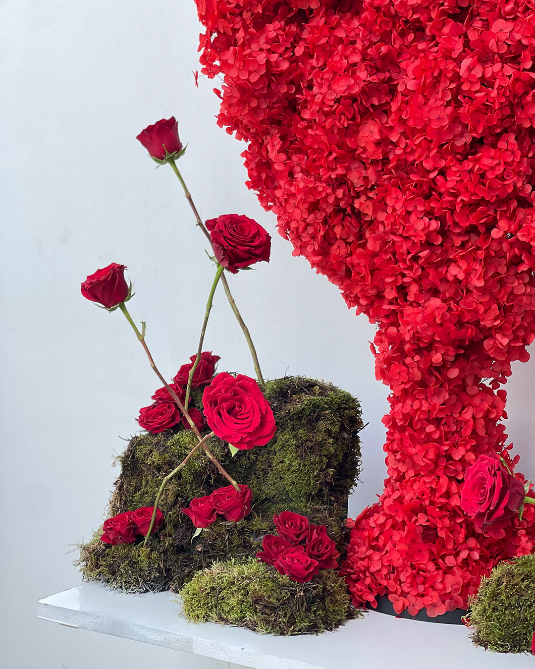 Valentine Red Rose Heart Base with Cake – White Orchid Flowers