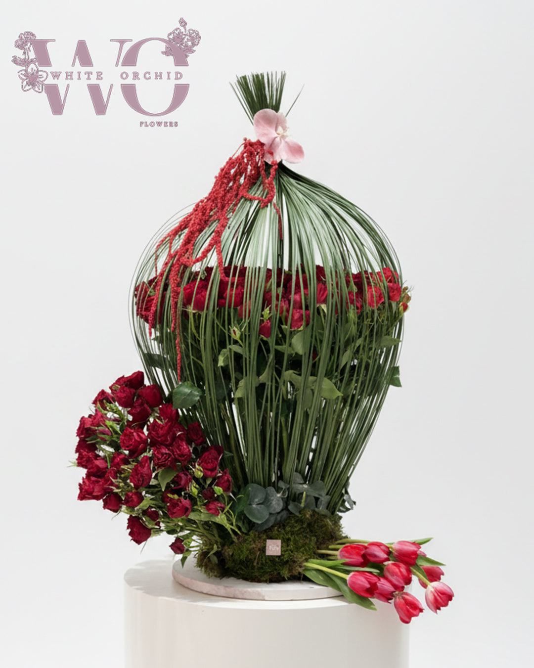 Valentine red flower bouquet made with natural fresh flowers by White Orchid Flowers – romantic floral gift with delivery across all UAE.