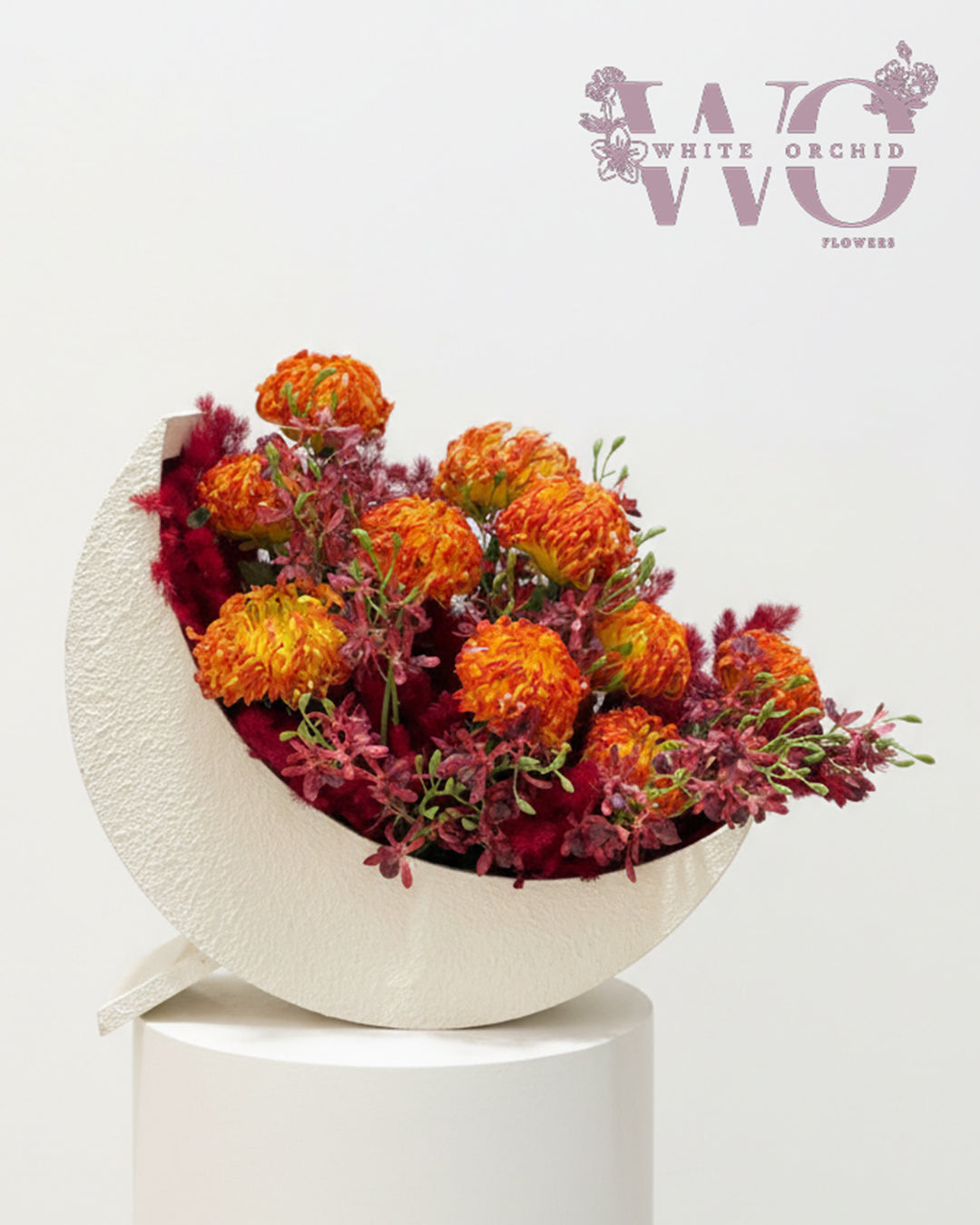 Ramadan flower bouquet made with natural fresh flowers by White Orchid Flowers – elegant floral gift with delivery across all UAE.
